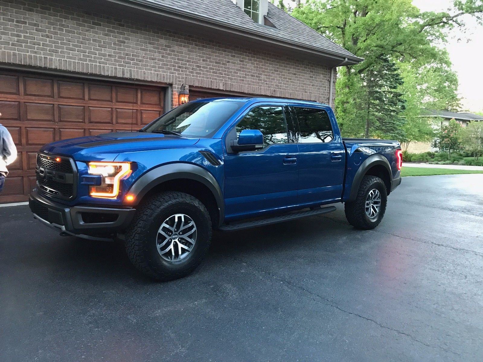 New 2017 Ford Raptor Exterior Graphics Package with Simple Decor