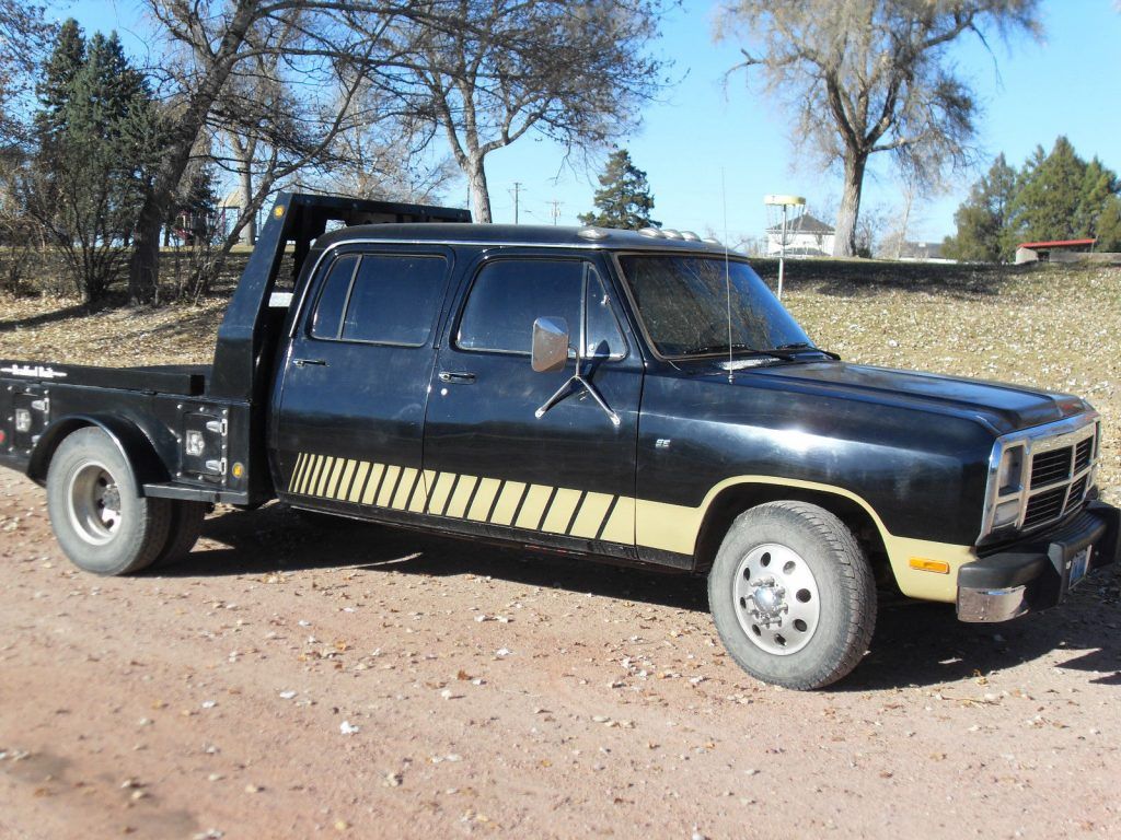 Customized 1992 Dodge Ram 3500 CREW CAB