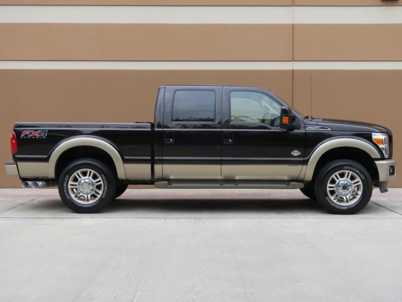 Like new 2013 Ford F 250 KING Ranch CREW CAB Short Bed