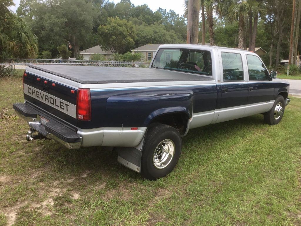 Absolutely no rust 1993 Chevrolet Pickups Crew Cab