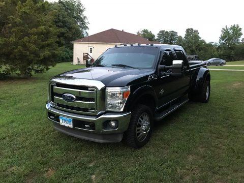 New tires 2011 Ford F 350 CREW CAB DRW Lariat 4&#215;4 for sale
