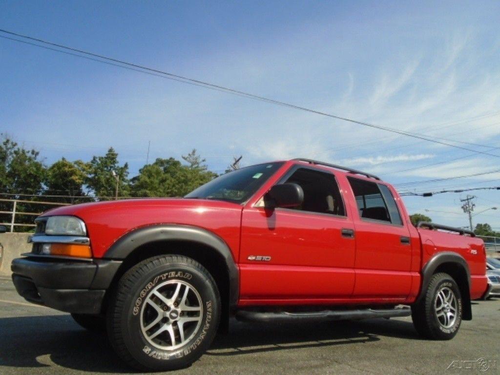 Well optioned 2004 Chevrolet S 10 Crew Cab