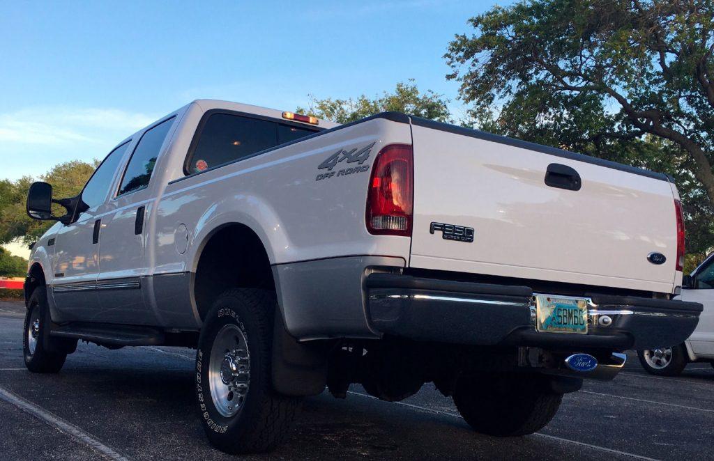 Works as new 2000 Ford F 350 XLT crew cab