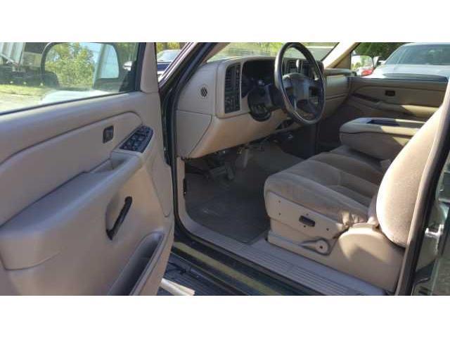 Loaded with options 2005 GMC Sierra 1500 SLE 4dr Crew Cab