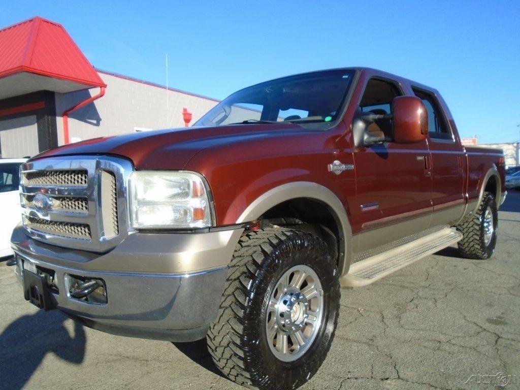 Long Bed 2005 Ford F 250 XLT Crew Cab