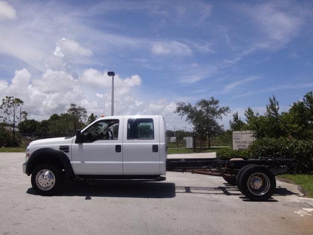 ready for work 2008 Ford F 550 2WD Crew Cab