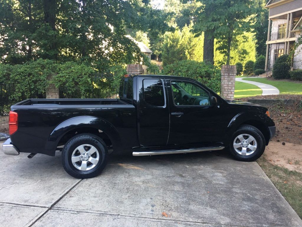 routinely serviced 2008 Nissan Frontier LE Crew Cab