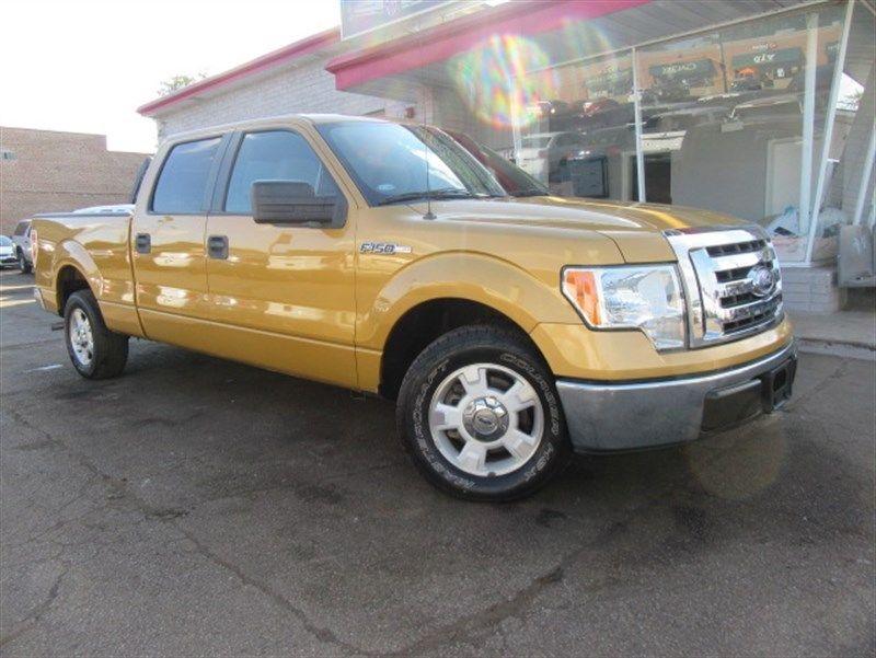 well equipped 2009 Ford F 150 XLT RWD crew cab