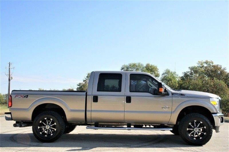 fully loaded 2012 Ford Pickups 4WD Crew Cab XLT
