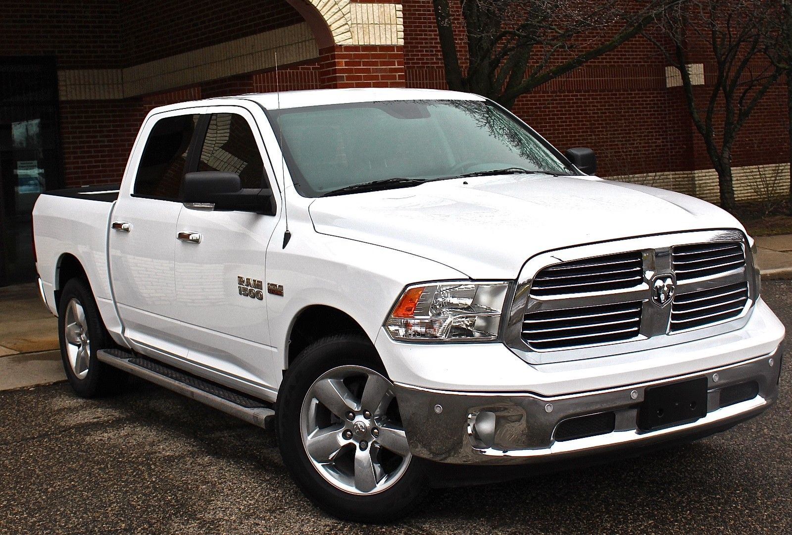 loaded 2015 Ram 1500 Lone Star Crew Cab for sale