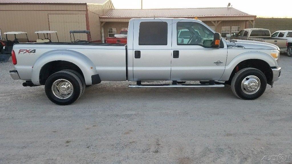 strong 2015 Ford F 350 XLT crew cab