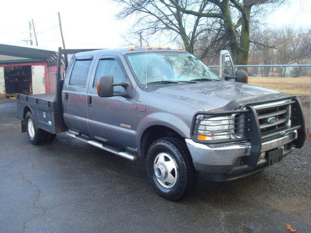 loaded 2004 Ford F 350 LARIAT crew cab