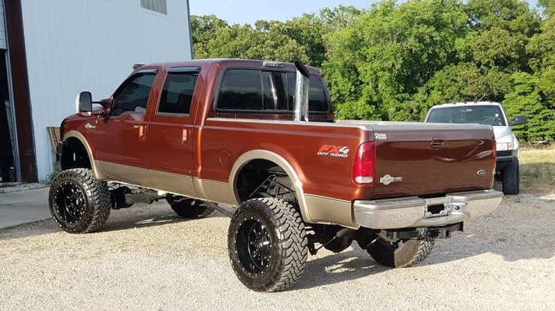 lifted 2005 Ford F 250 King Ranch crew cab