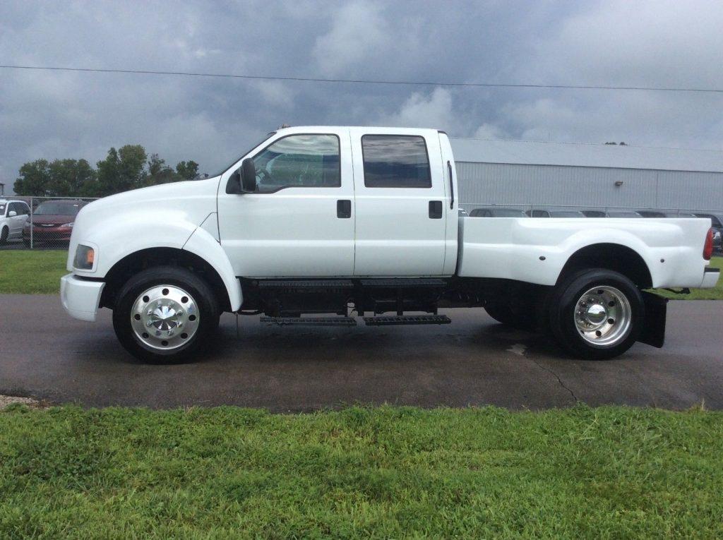 nicely converted 2005 Ford F650 crew cab