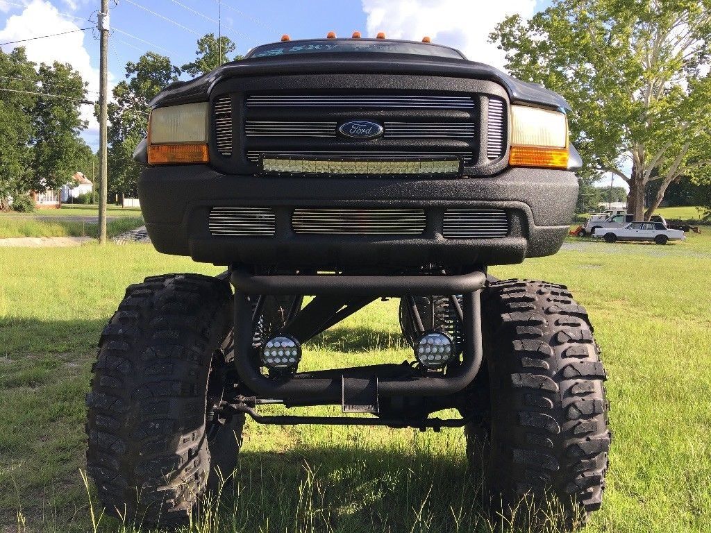well customized 1999 Ford F 250 Diesel crew cab