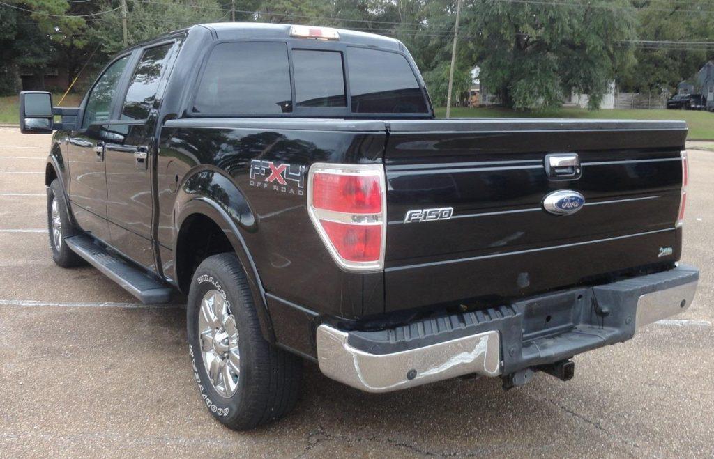 well optioned 2010 Ford F 150 Lariat 4×4 crew cab