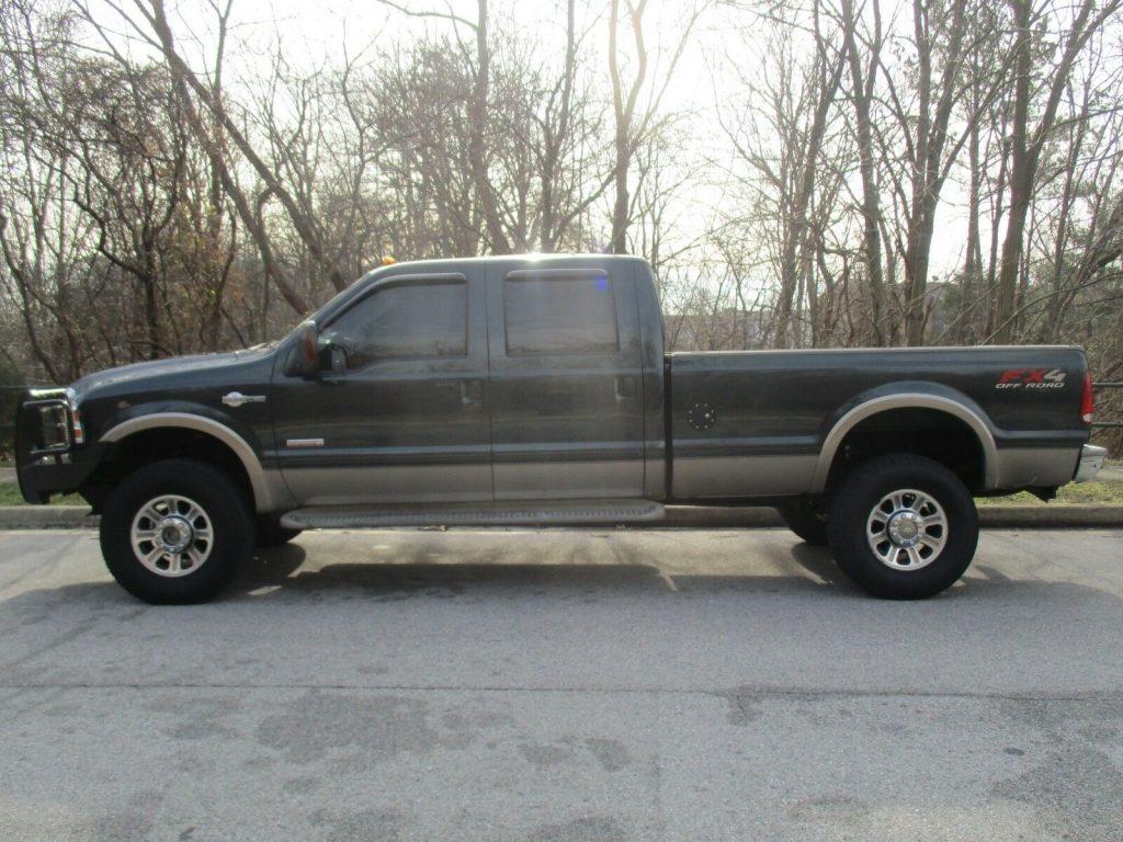 great running 2005 Ford F 350 KING RANCH crew cab