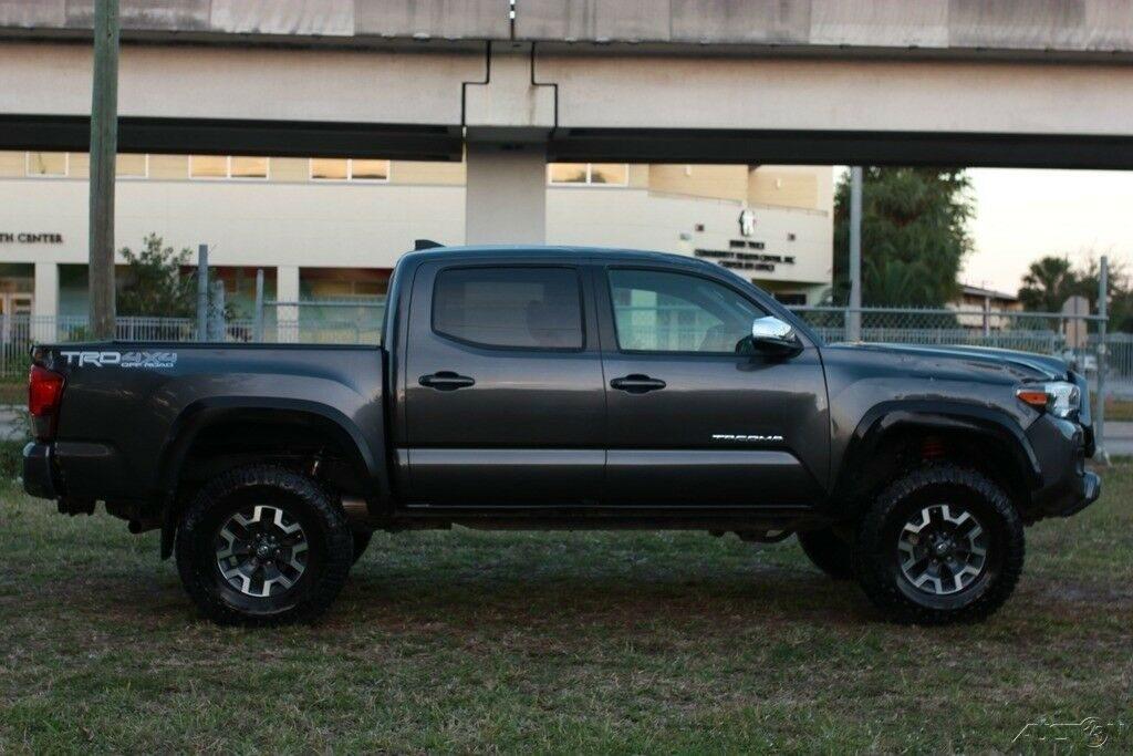 loaded with goodies 2018 Toyota Tacoma TRD crew cab