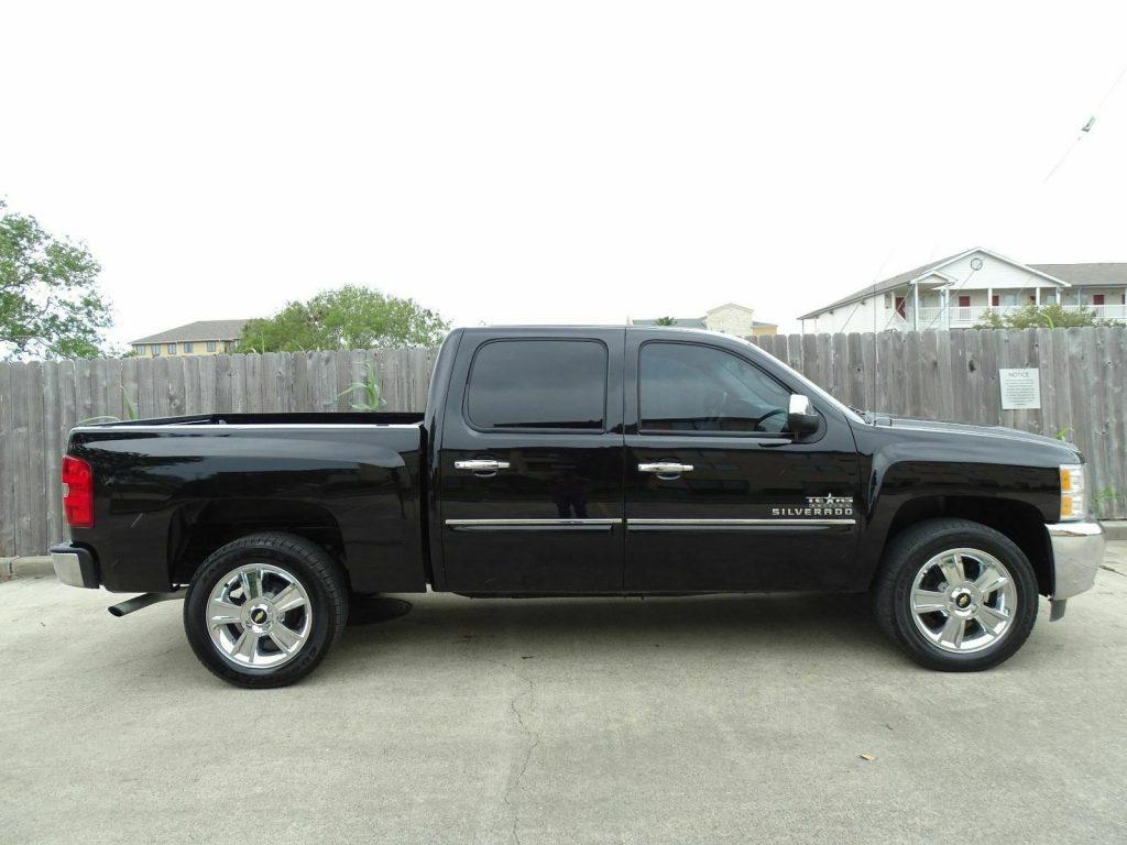 well equipped 2013 Chevrolet Silverado 1500 LT crew cab