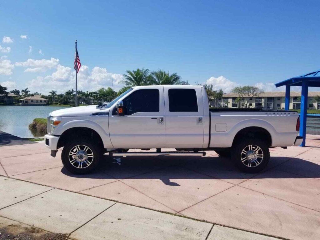 well equipped 2014 Ford F 250 Platinum king Ranch Lariat crew cab