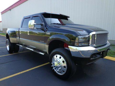 needs nothing 2001 Ford F 350 LARIAT crew cab for sale