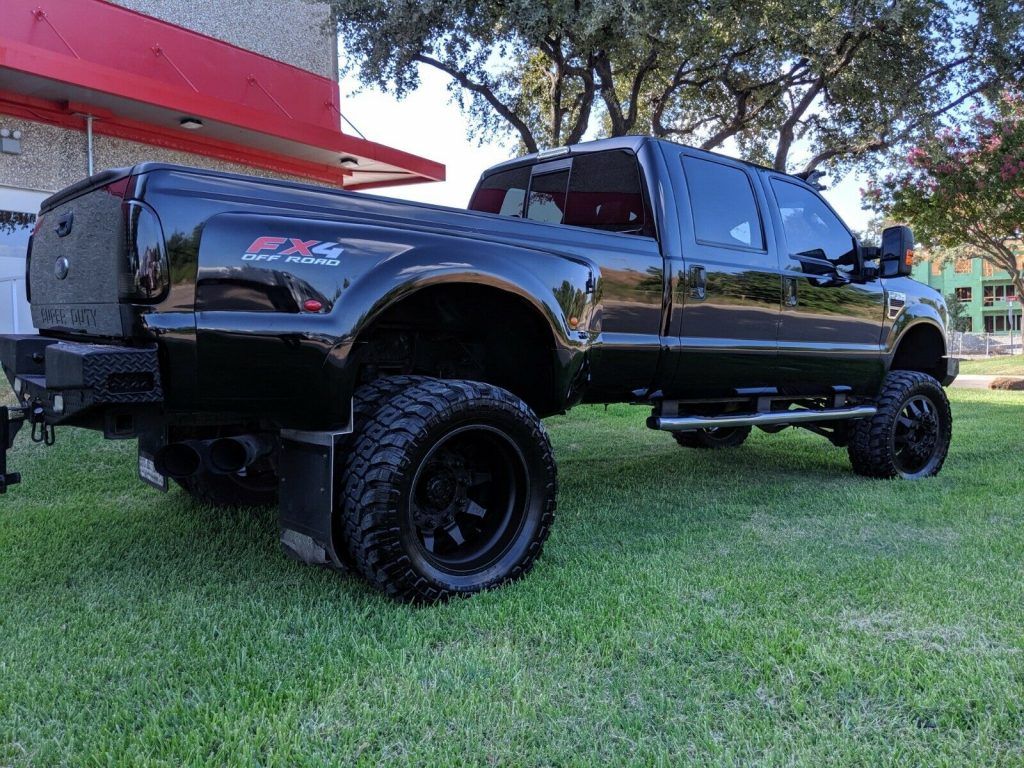 well modified 2010 Ford F 350 Lariat crew cab