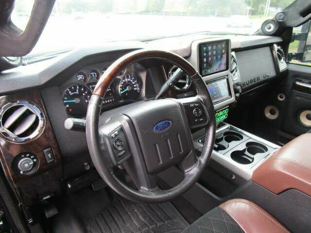 fully serviced and deatiled 2015 Ford F 350 Platinum crew cab