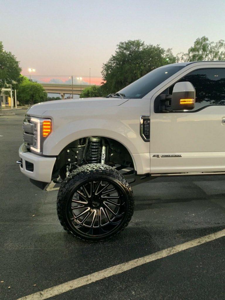 awesome and loaded 2017 Ford F 250 crew cab