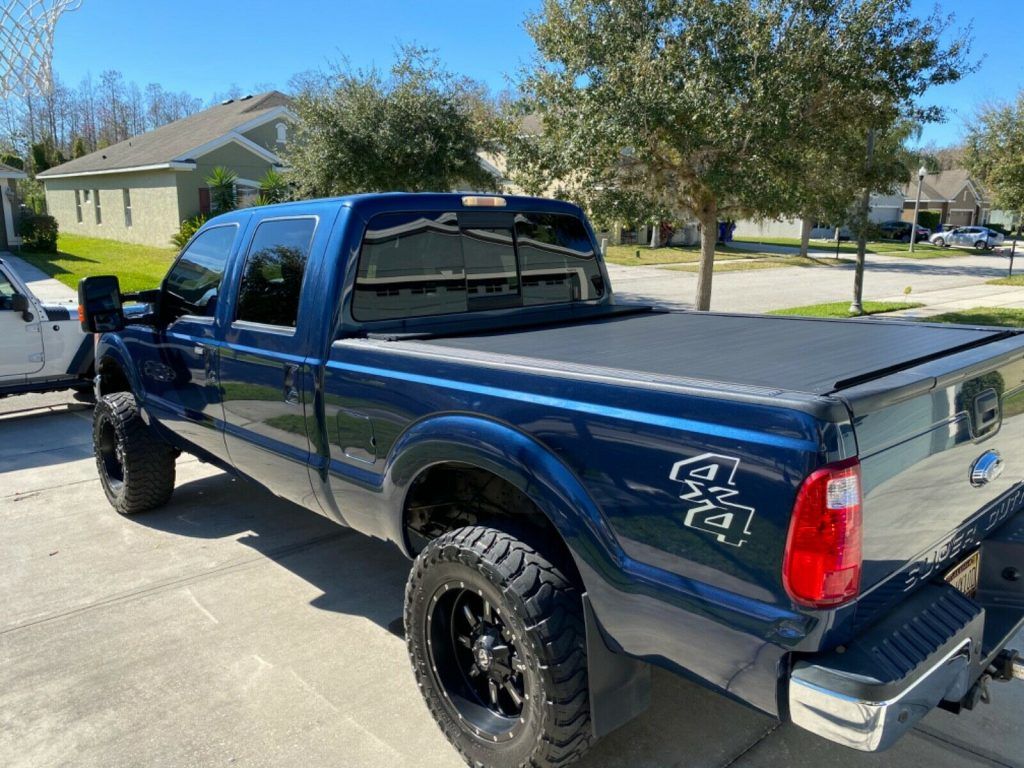 well optioned 2013 Ford F 250 Super DUTY crew cab