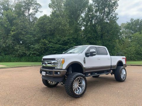 well maintained 2017 Ford F 250 KING RANCH crew cab for sale