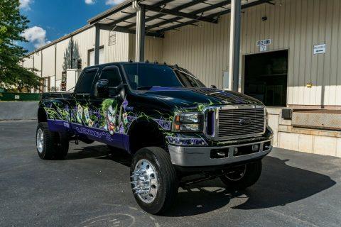 nicely modified 2005 Ford F 350 crew cab for sale