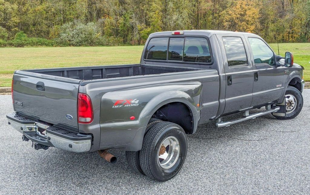 well equipped 2003 Ford F 350 Lariat crew cab