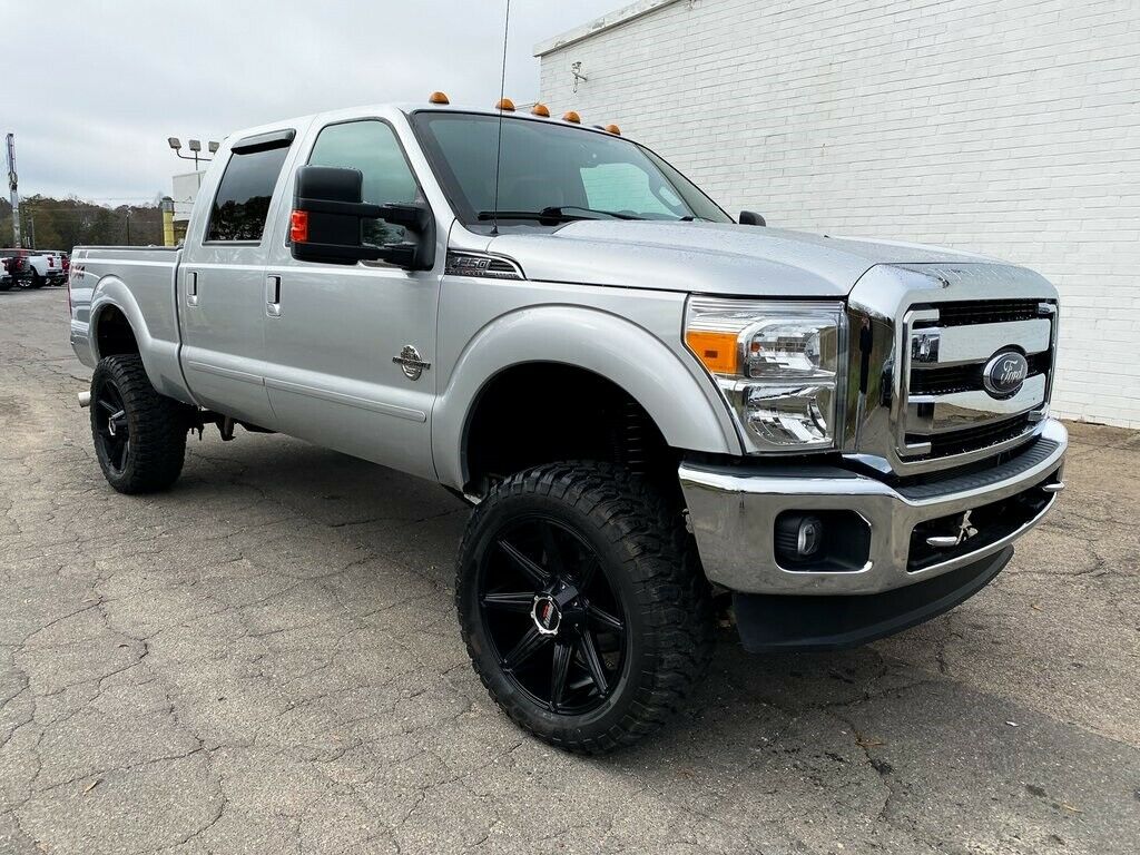 fully loaded 2015 Ford F 250 Lariat crew cab