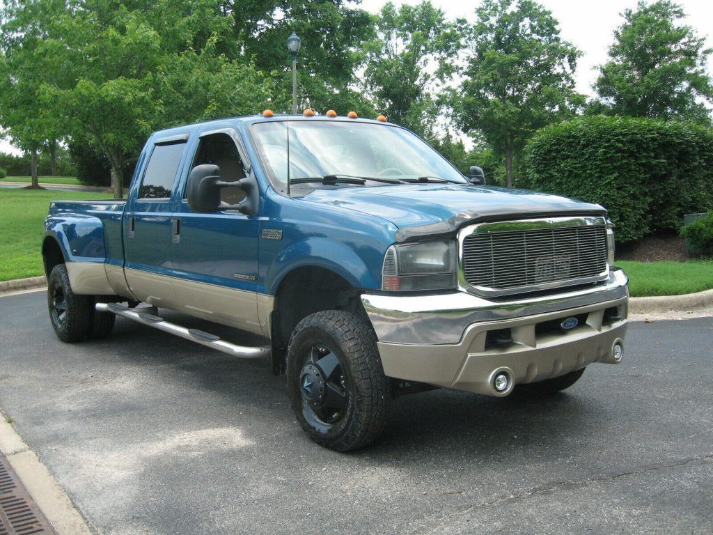 2001 Ford F-350 Lariat crew cab [loaded]