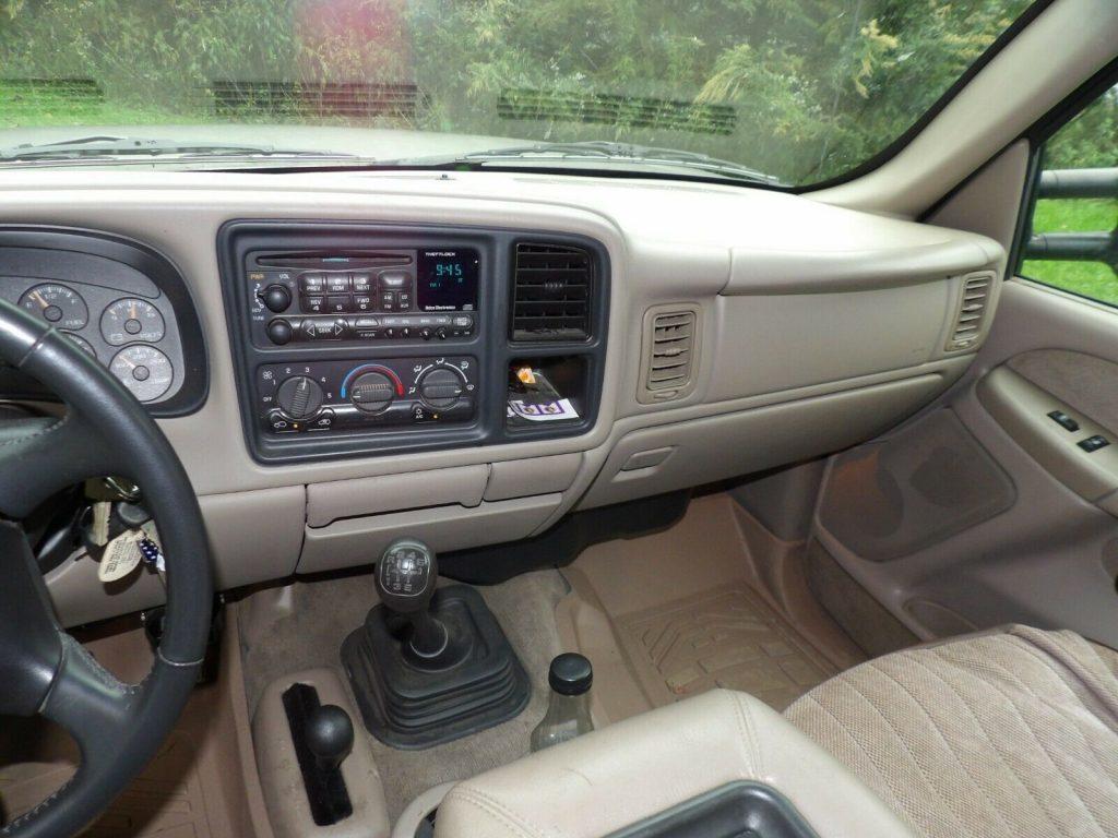 2002 Chevrolet C/K 2500 HD Crew Cab [totally stock]