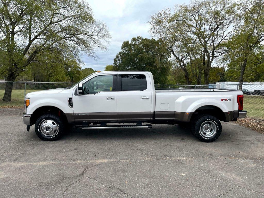 2017 Ford F-350 King Ranch Crew Cab [well optioned]
