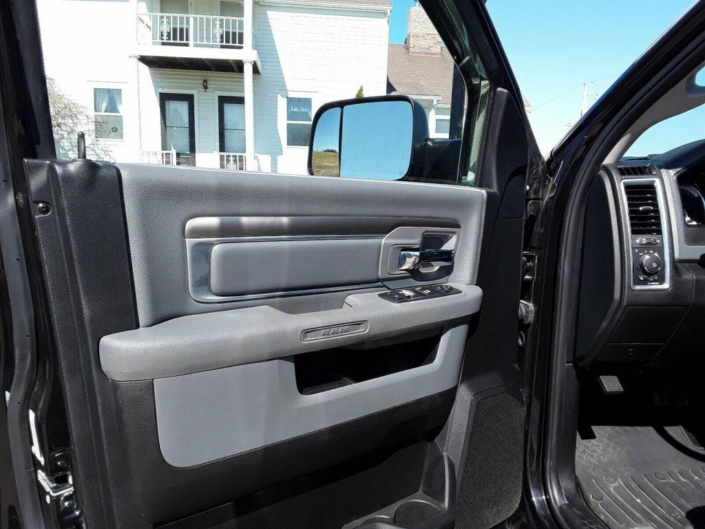 2018 Ram 2500 Crew Cab [outstanding condition]