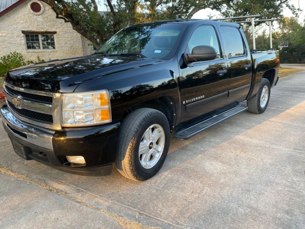 2009 Chevrolet Silverado 1500 crew cab [well maintained]