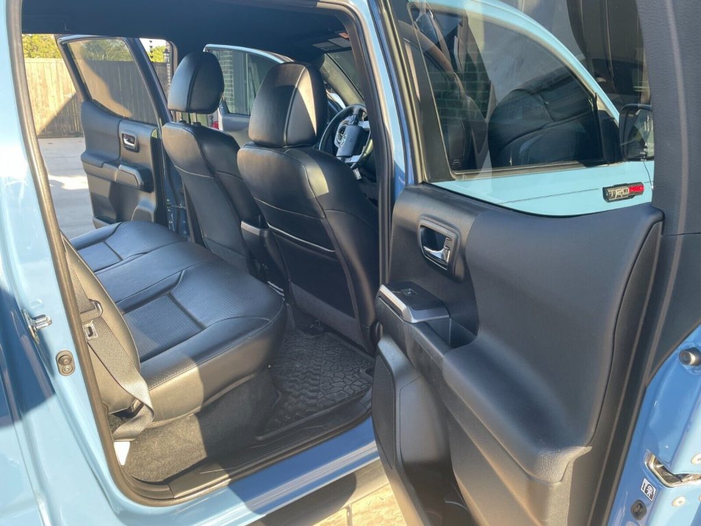 2018 Toyota Tacoma TRD Pro crew cab [absolutely no issues]