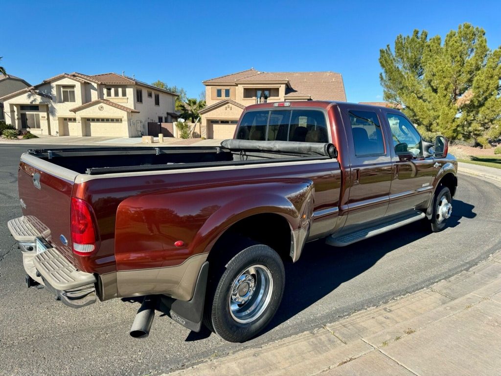 2006 Ford F-350 King Ranch crew cab 4×4 [exceptionally clean]