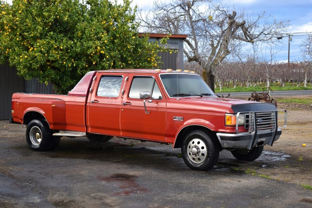 1989 Ford F-350 Diesel crew cab [some blemishes]